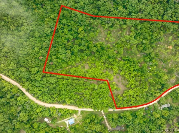 780 Wolf Pen Holw, Camdenton, MO 65020