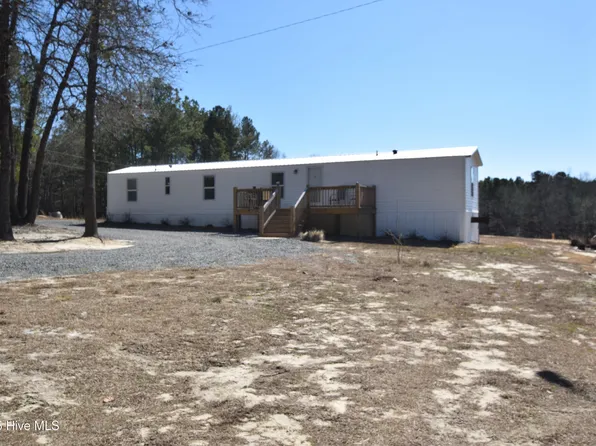 215 Raven Lane, West End, NC 27376