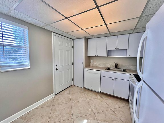 4th image of 4500 N Flagler Drive #C6
