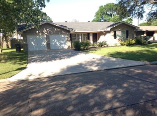 2728 Upton Dr, Port Arthur, TX 77642