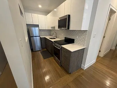 2 bed, 9999 sqft, $3,450 — Photo 3