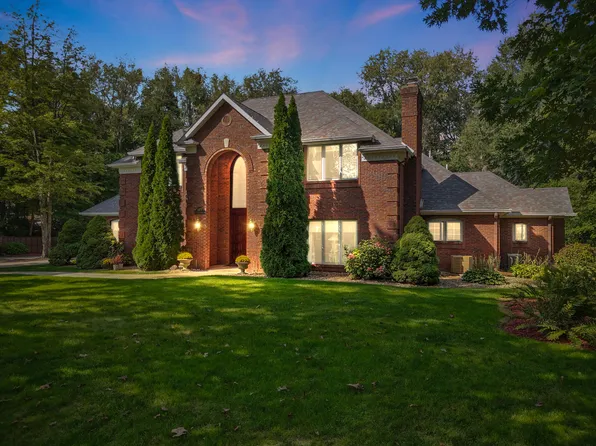 3977 W Timber Ridge Rd, La Porte, IN 46350