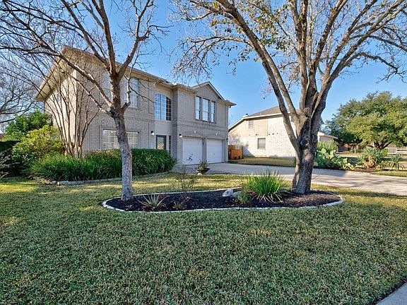 2nd image of 2731 Winding Brook Dr