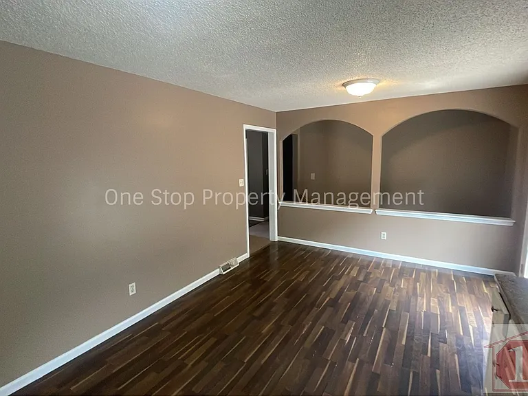 17311 E 51st Ct S — Photo 7