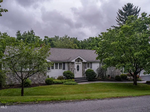 1278 Poland Ave, Altoona, PA 16601