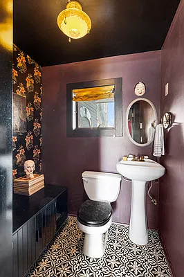 Sold by Compass | media 5