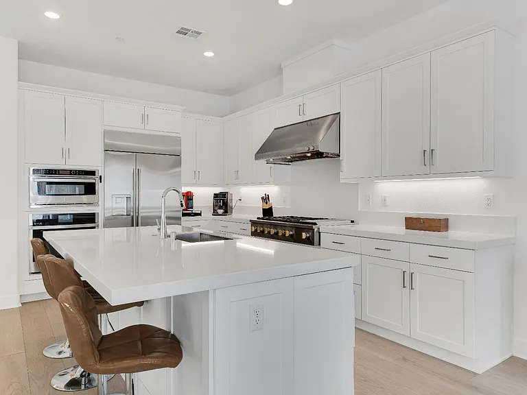 26712 Afton Ln — Photo 10