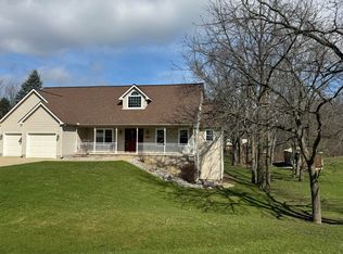 13574 Orchard Ct, Gregory, MI