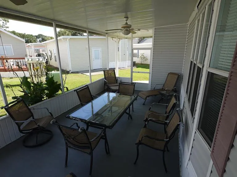 1219 Thomas Dr #282 — Photo 8