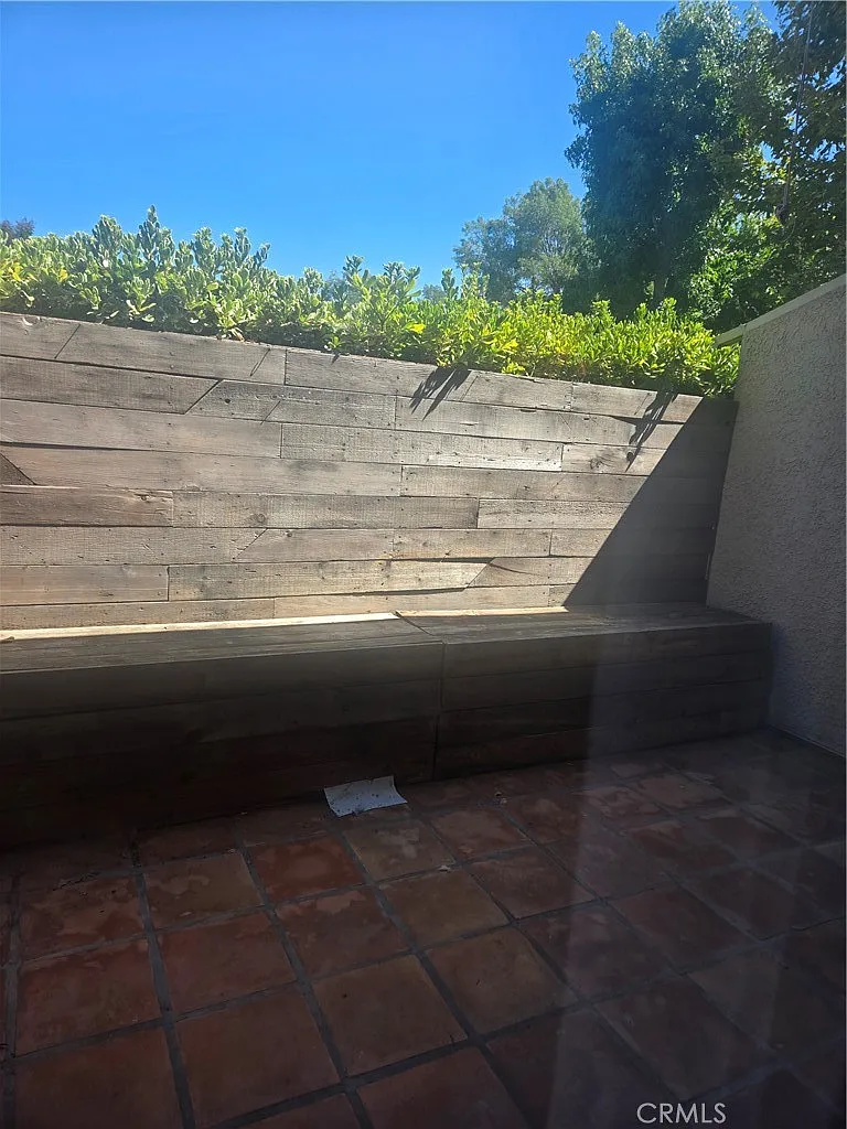 2 bed, 1541 sqft, $4,000 — Photo 2