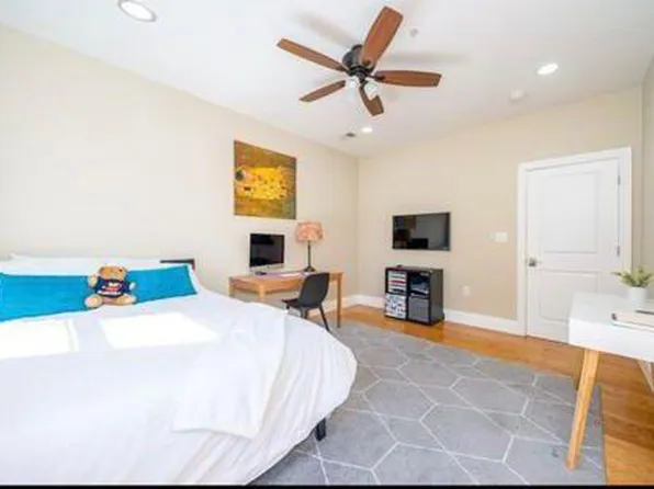 2408 Summit Avenue image 24 of 26