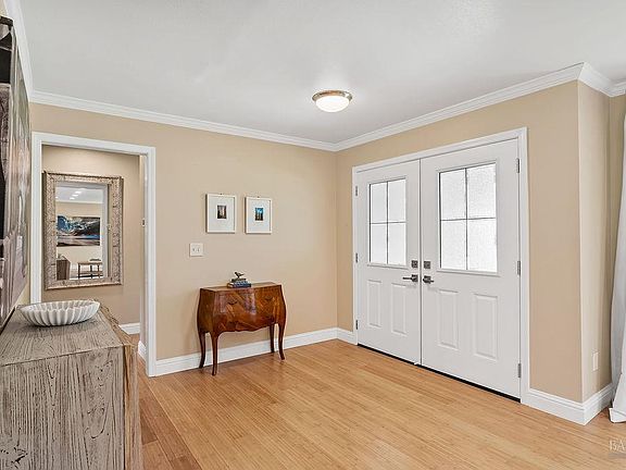 5th image of 469 Pythian Road