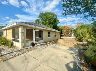 205 Adams St, Auburndale, FL 33823