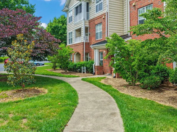 1423 Arborgate Cir, Chapel Hill, NC 27514