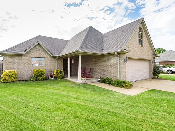 4th image of 208 Wood Trail Cir