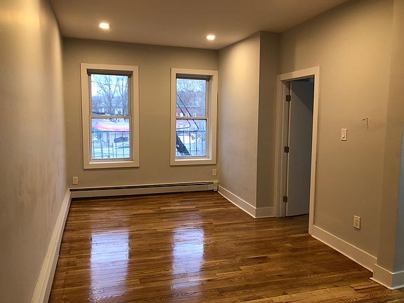 4th image of 168 Clinton Ave APT 6I