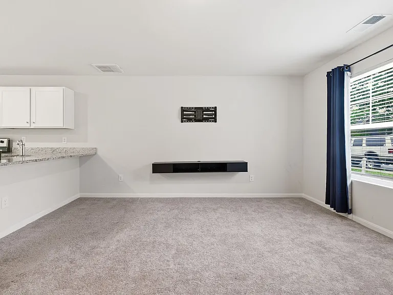 3605 Roselawn Ter — Photo 7