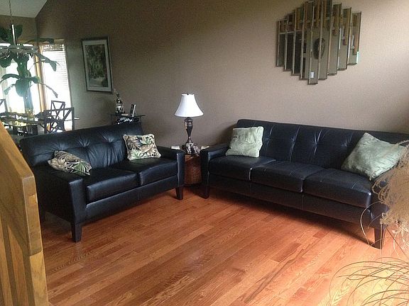 3rd image of 8944 Long Meadow Dr