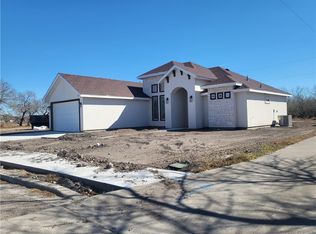 1504 Lewis St, Kingsville, TX 78363