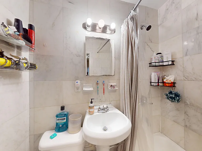 107 W 68th St #3D — Photo 9