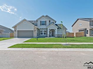 2147 S Knotty Pine Ave, Meridian, ID 83642