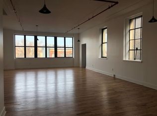 47 Thames St #34, Brooklyn, NY 11237