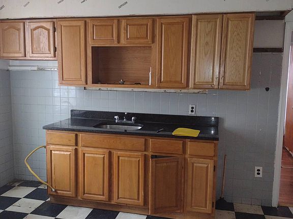 5th image of 6600 N Uber St #1