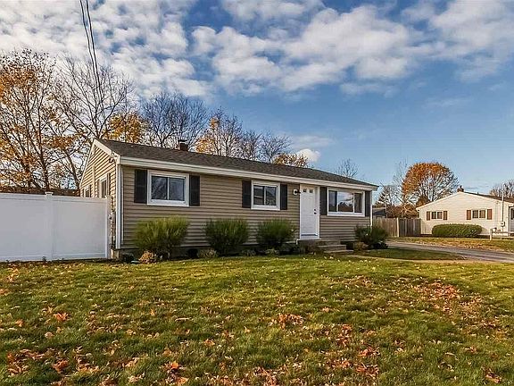 3rd image of 65 Alder Dr