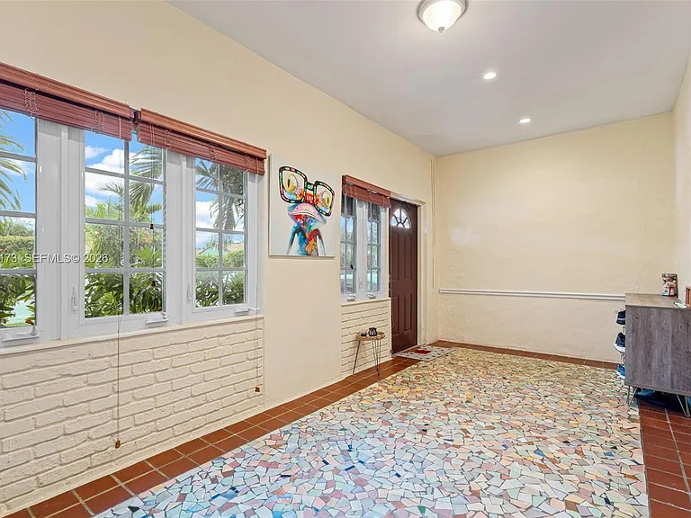 46 Montilla Ave #46 — Photo 8