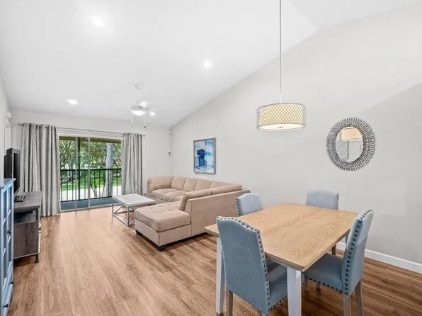 22148 Palms Way APT 203, Boca Raton, FL 33433