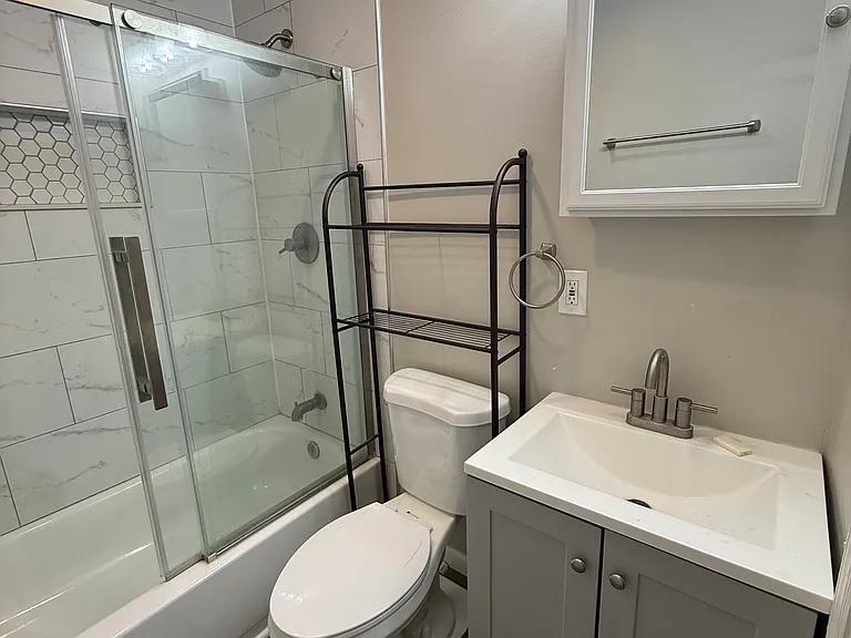 328 W Church St — Photo 17