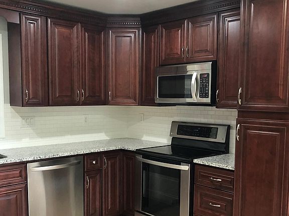 Kitchen - Stainless Steel Appliances