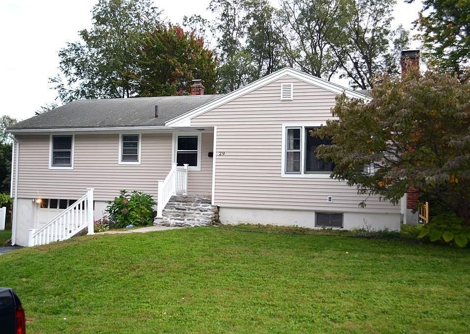 1st image of 29 Saratoga Dr