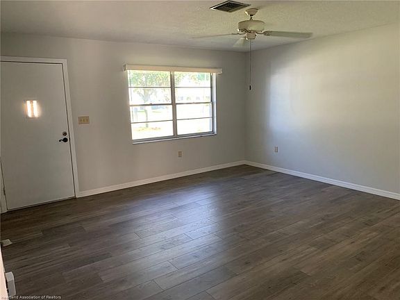 4th image of 5225 N Huckleberry Lake Dr