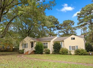 213 S Park Dr, Jackson, MS 39211