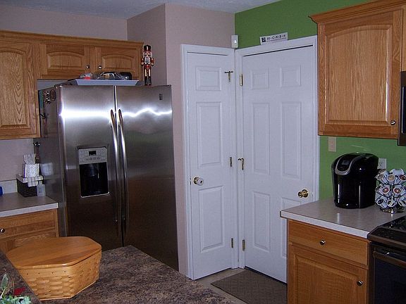 NEW STAINLESS APPLIANCES