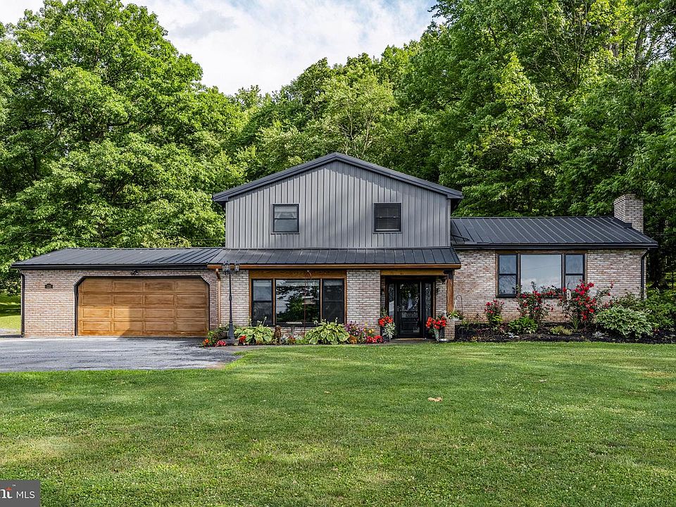 1st image of 133 Valley View Dr
