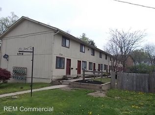 1719 Dominion Dr APT B, Akron, OH 44313