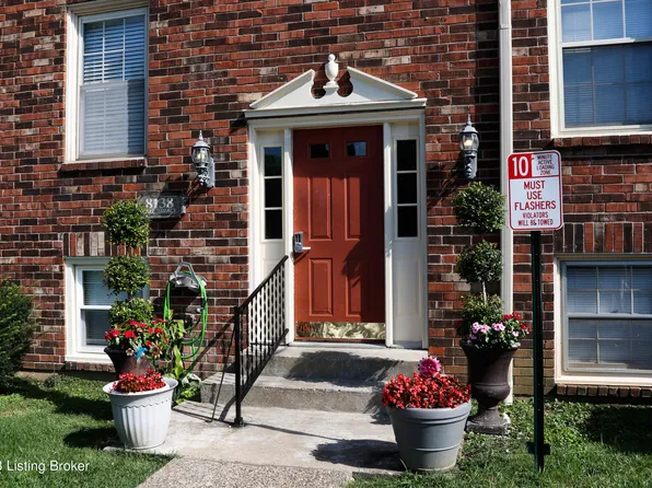 8138 Lake Ter APT E1, Louisville, KY 40222