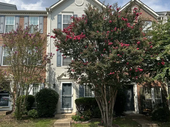 6731 Stone Maple Ter, Centreville, VA 20121