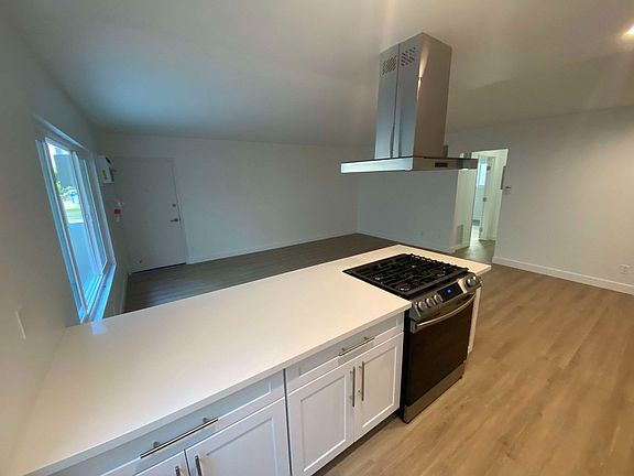 5th image of 3678 Watseka Ave APT 3