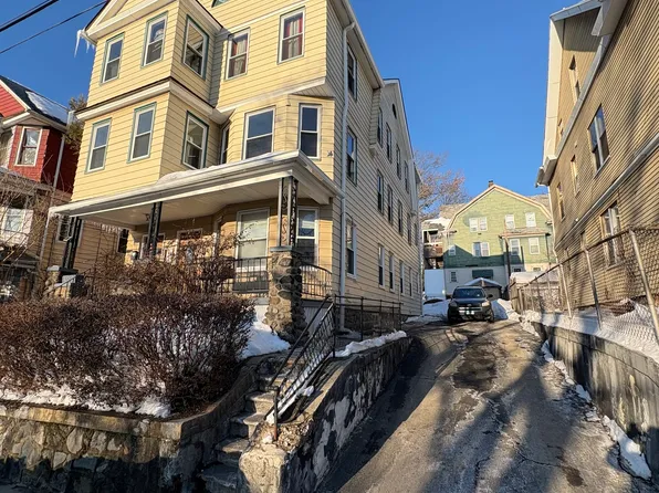 37 Eastwood Ave #2, Waterbury, CT 06705