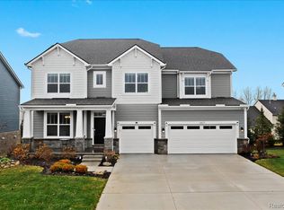 24279 Bay Laurel Ln, South Lyon, MI 48178