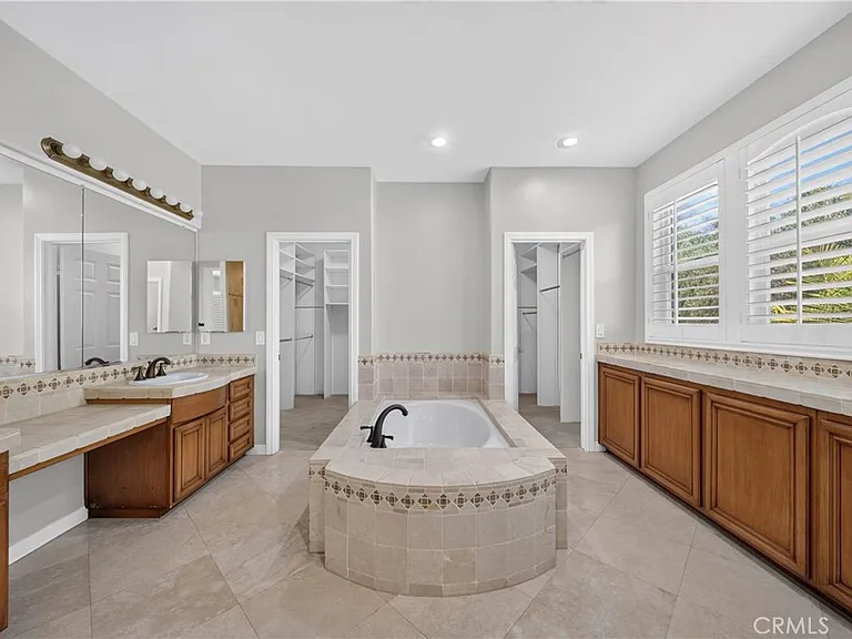 6 Westchester Ct — Photo 19