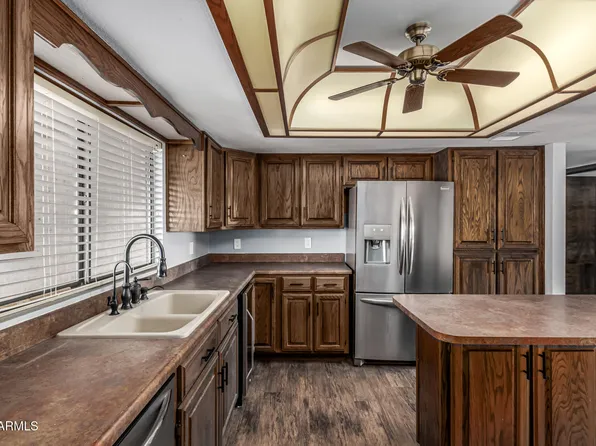 2435 E KENWOOD Circle, Mesa, AZ 85213