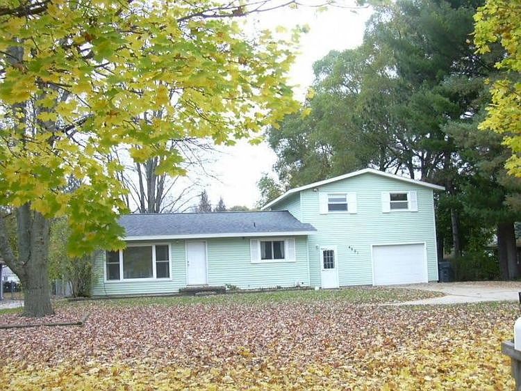 1st image of 4901 Belmont St