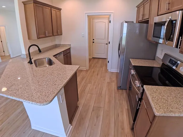 25699 Raines Ave — Photo 7