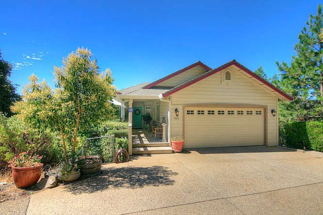 1st image of 300 Canyon Creek Dr