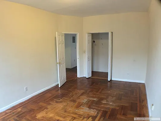 Rented by Sovereign Associates | media 13