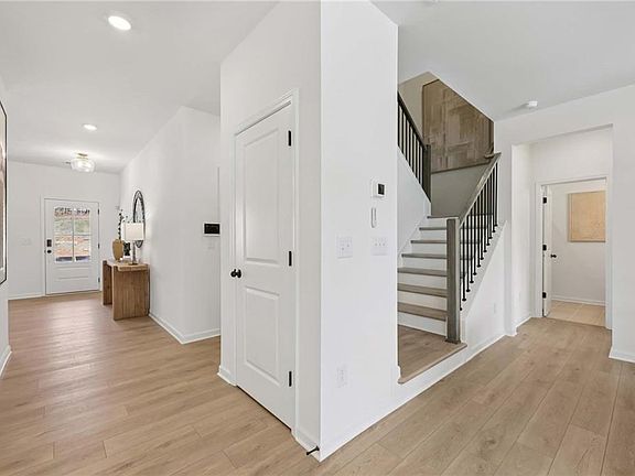 4th image of 6205 Kismet Rd